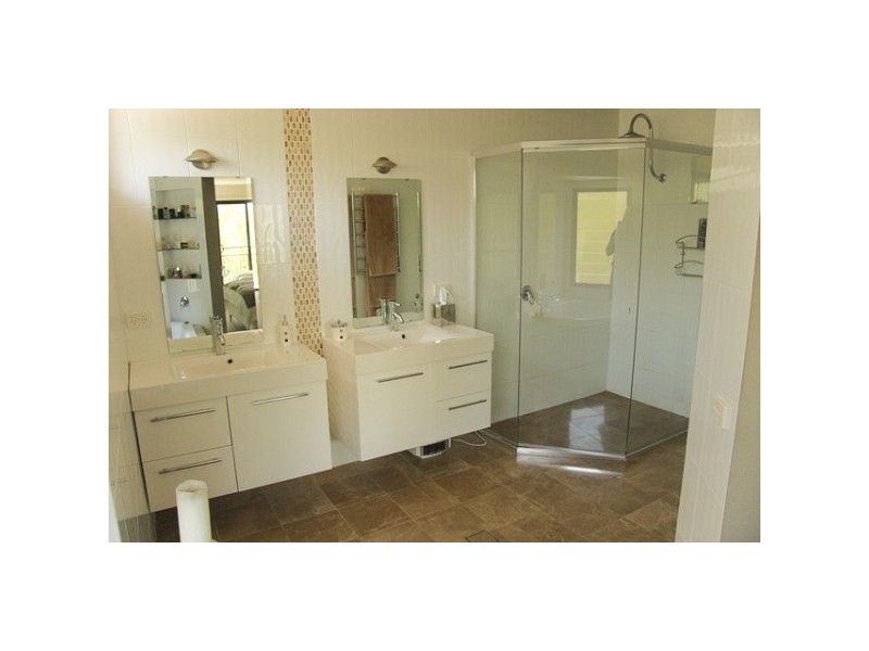 37 Bayview Street, Warners Bay NSW 2282