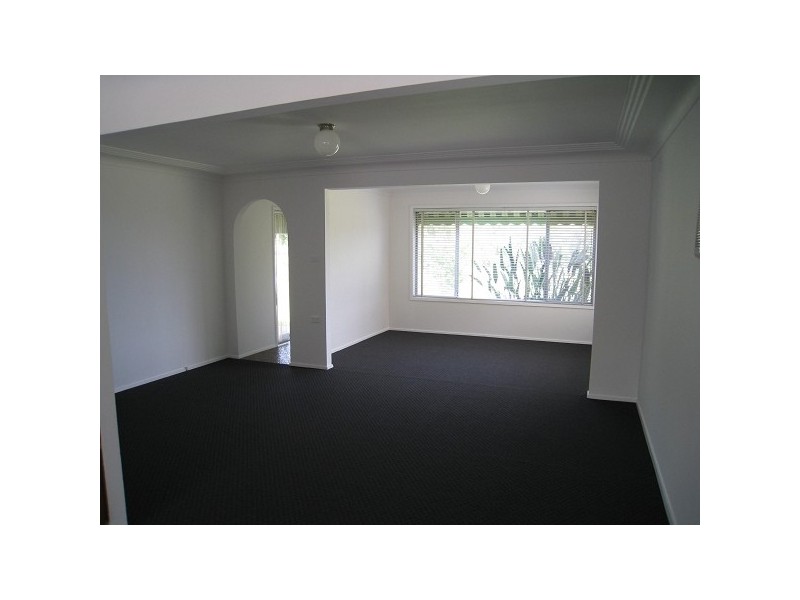 21 Anglers Place, Eleebana NSW 2282