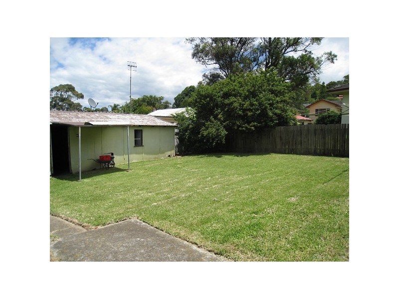 2 Alder Crescent, Gateshead NSW 2290