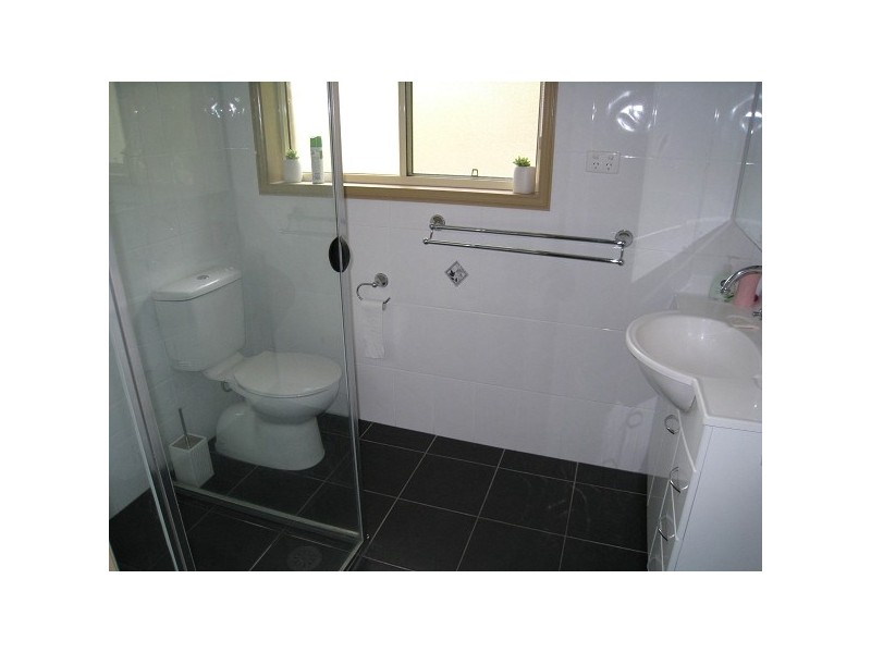 89 East Street, Warners Bay NSW 2282