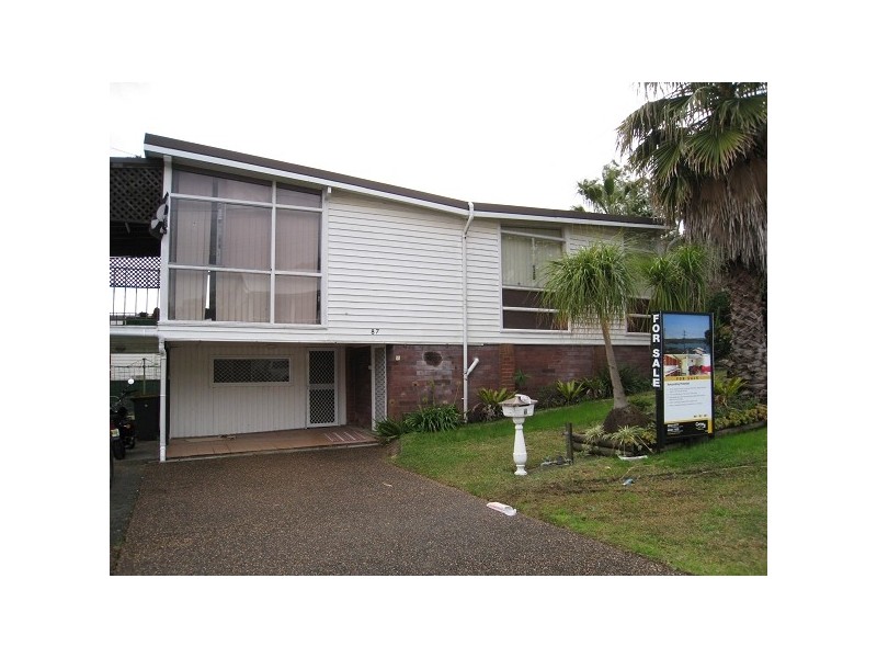87 Thompson Road, Speers Point NSW 2284