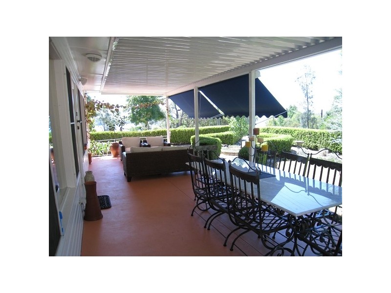 37 Croft Road, Eleebana NSW 2282