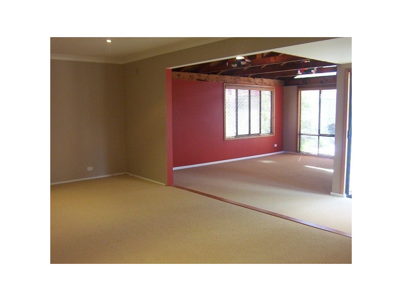 70 Berringar Road, Valentine NSW 2280