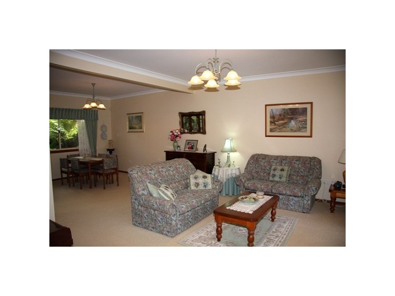 10 Warwick Way, Valentine NSW 2280