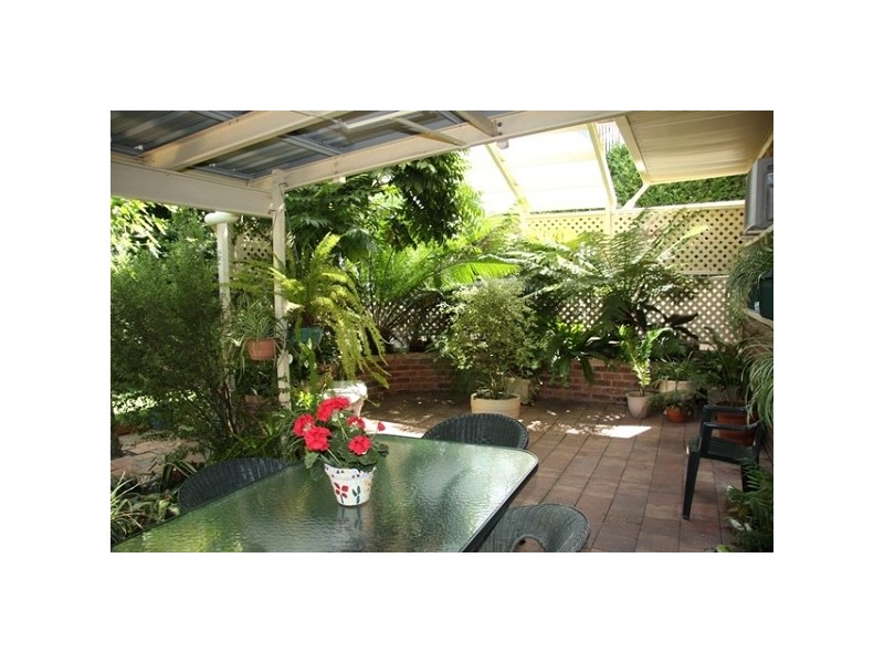 10 Warwick Way, Valentine NSW 2280
