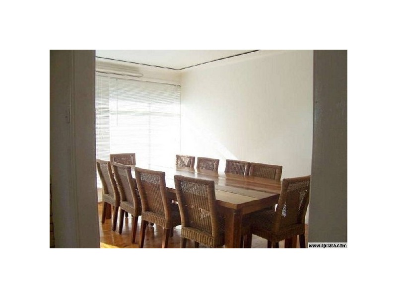 82 Andrew Road, Valentine NSW 2280