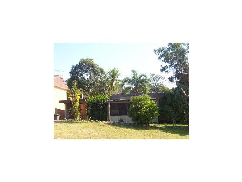 2 Valiant Avenue, Valentine NSW 2280
