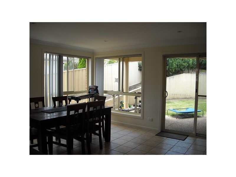 12 Seafarer Close, Belmont NSW 2280