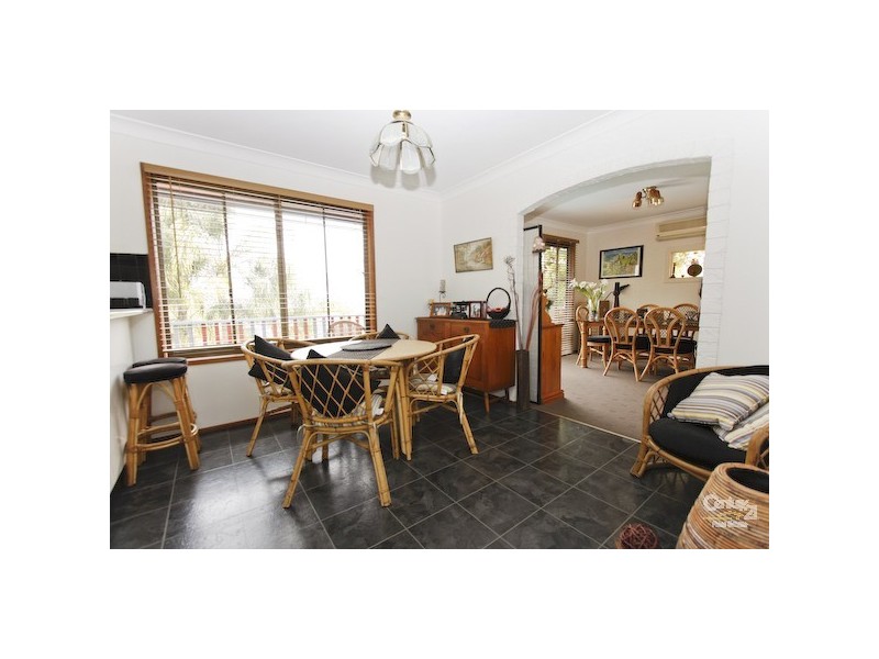 12 Helmsdale Drive, Valentine NSW 2280