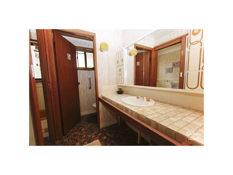 12 Helmsdale Drive, Valentine NSW 2280