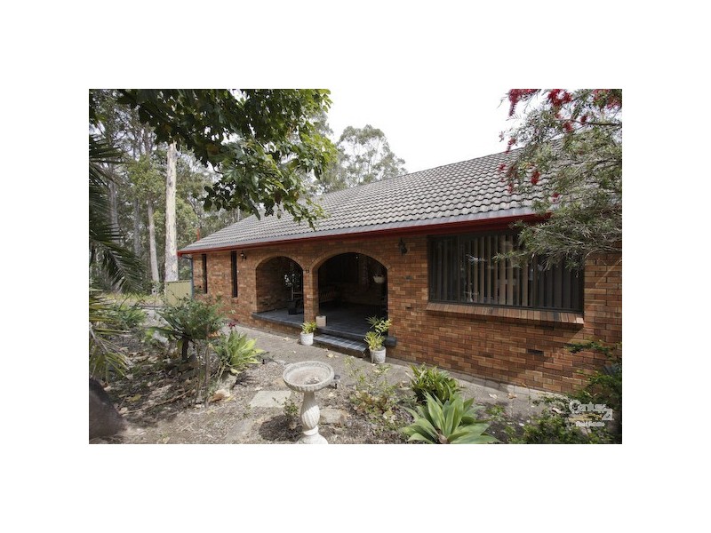 12 Helmsdale Drive, Valentine NSW 2280