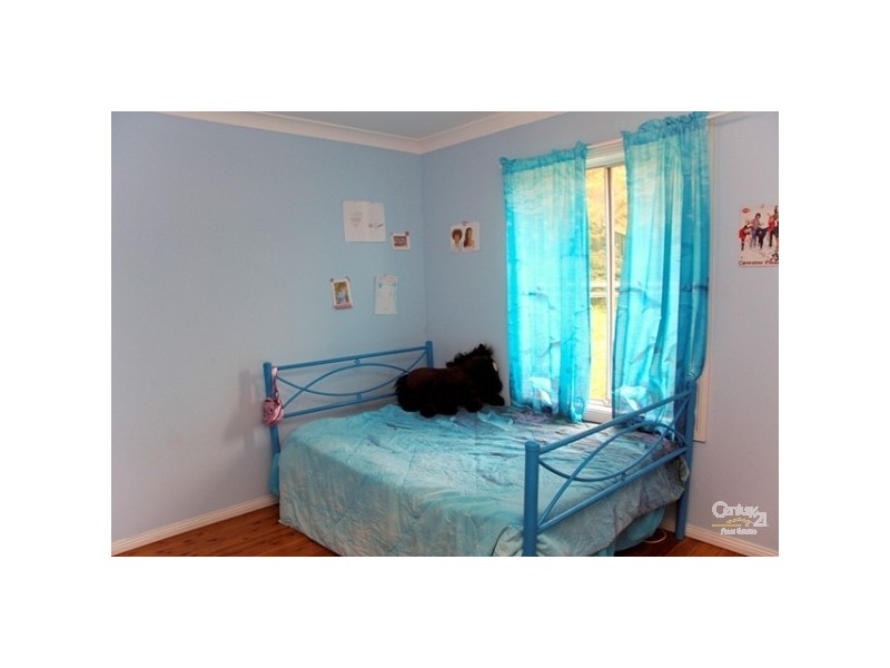 12 Lisa Avenue, Warners Bay NSW 2282