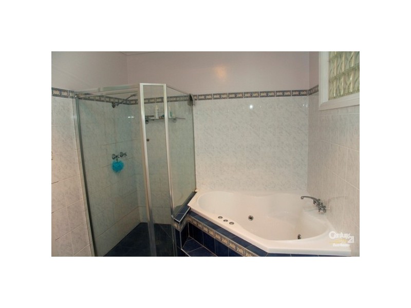 12 Lisa Avenue, Warners Bay NSW 2282