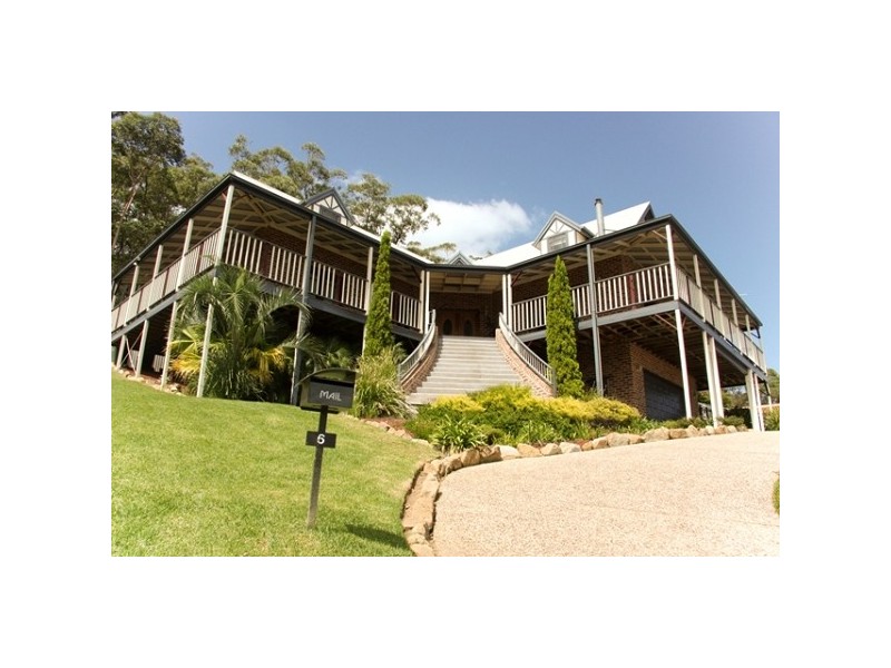 6 Chateau Place, Eleebana NSW 2282