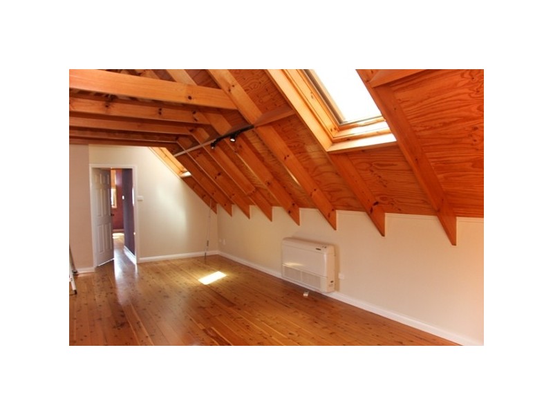 6 Chateau Place, Eleebana NSW 2282