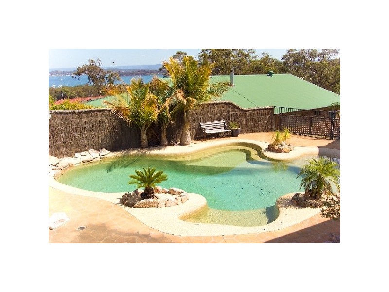 1 Espirit Close, Eleebana NSW 2282