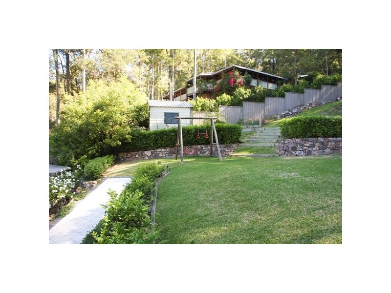 32 Lindeman Close, Eleebana NSW 2282