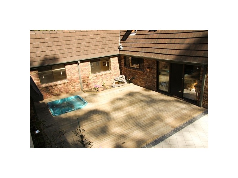 32 Lindeman Close, Eleebana NSW 2282