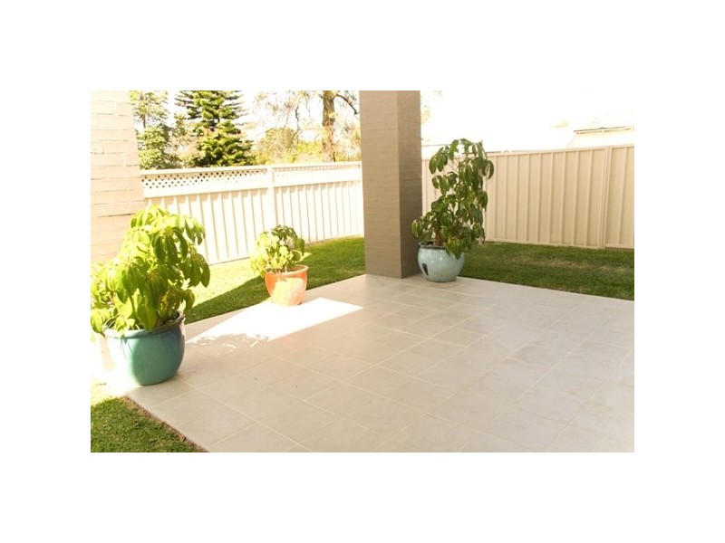 30 Fairfax Road, Warners Bay NSW 2282