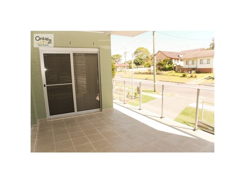 30 Fairfax Road, Warners Bay NSW 2282