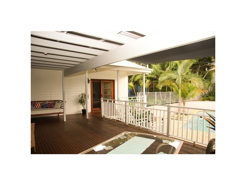 9 Thompson Road, Speers Point NSW 2284