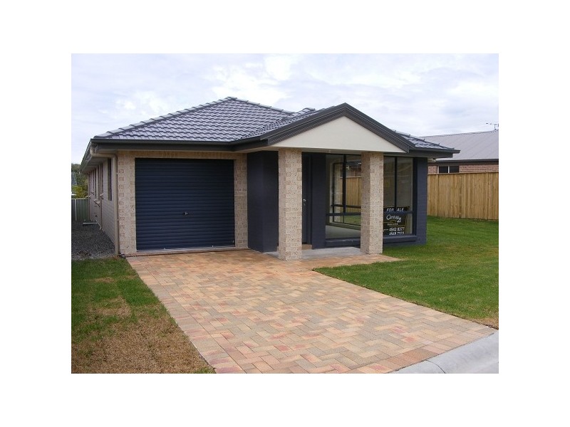 3 Harmony Crescent, Mount Hutton NSW 2290