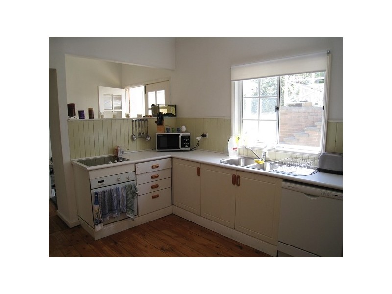 70 Thompson Road, Speers Point NSW 2284