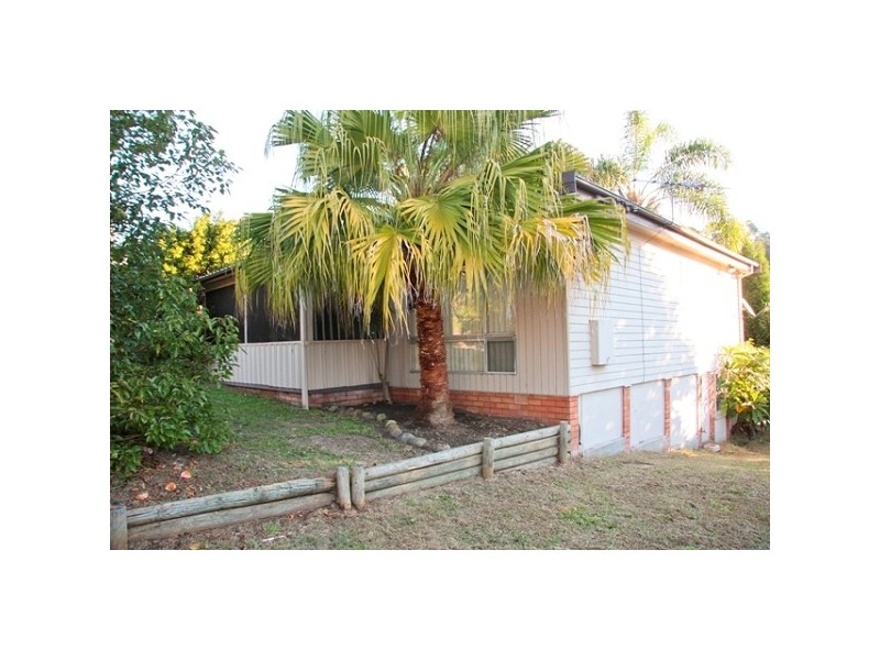 2 Valiant Avenue, Valentine NSW 2280