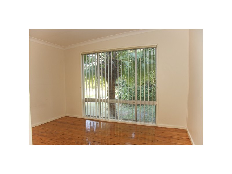 2 Valiant Avenue, Valentine NSW 2280