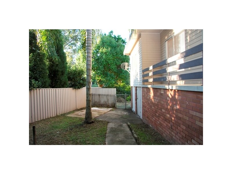 2 Valiant Avenue, Valentine NSW 2280