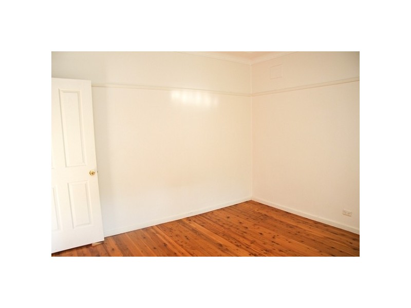 32 Warners Bay Road, Warners Bay NSW 2282