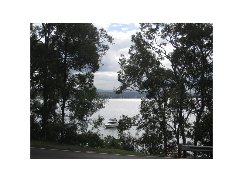 34 Bareki Road, Eleebana NSW 2282