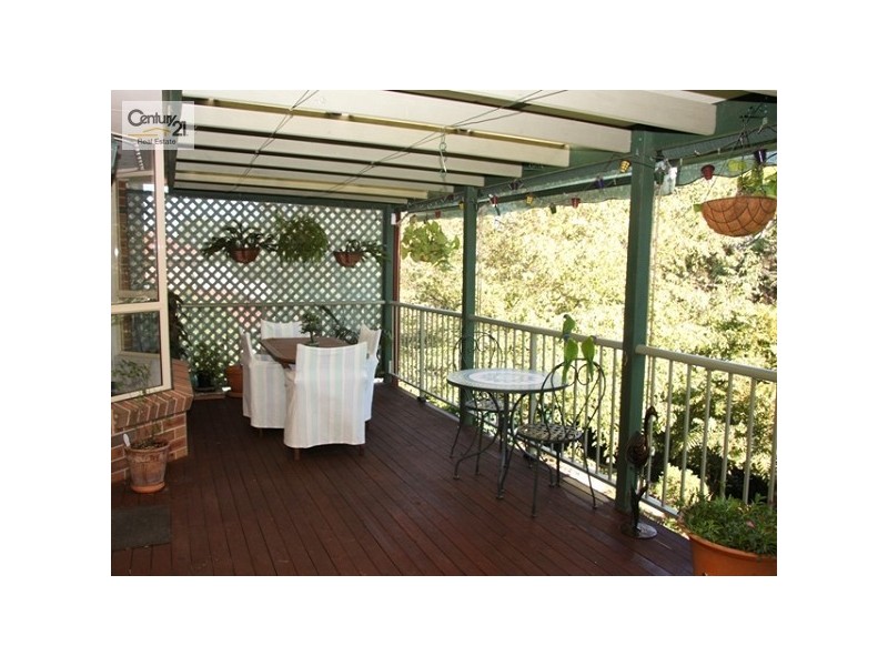 15 Leichhardt Road, Valentine NSW 2280