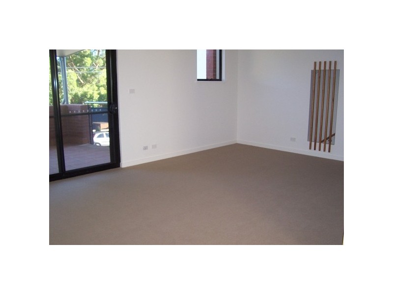 2/9 Howard Street, Warners Bay NSW 2282