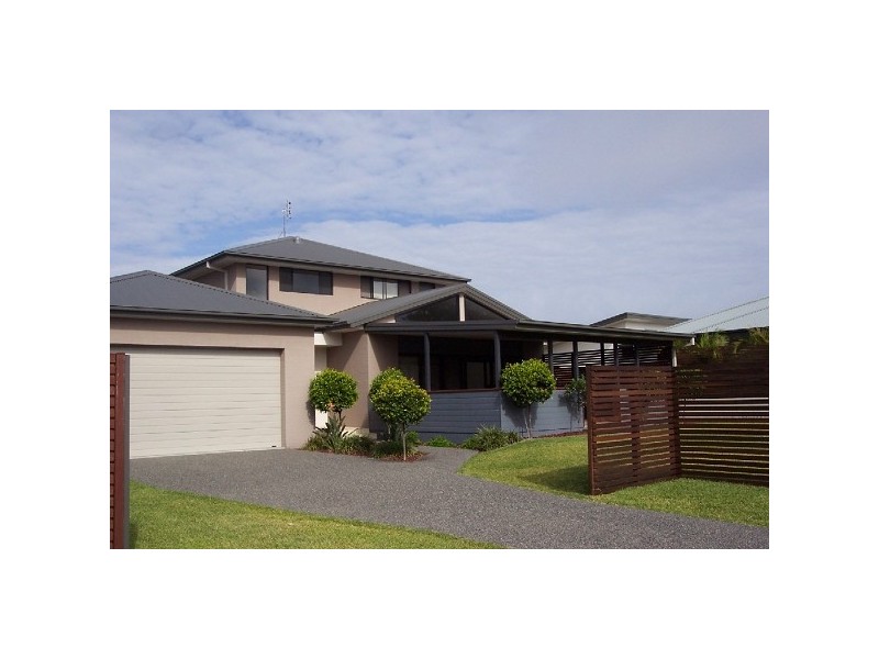 57 John Fisher Road, Belmont North NSW 2280