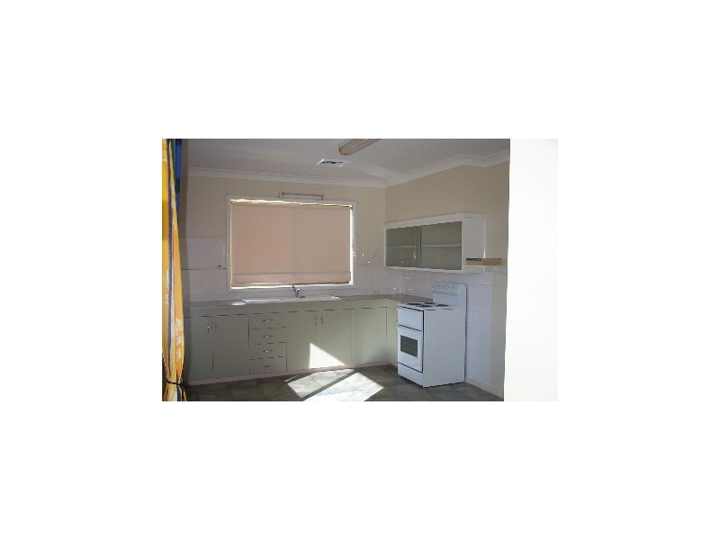 43 Tallawalla Road, Valentine NSW 2280