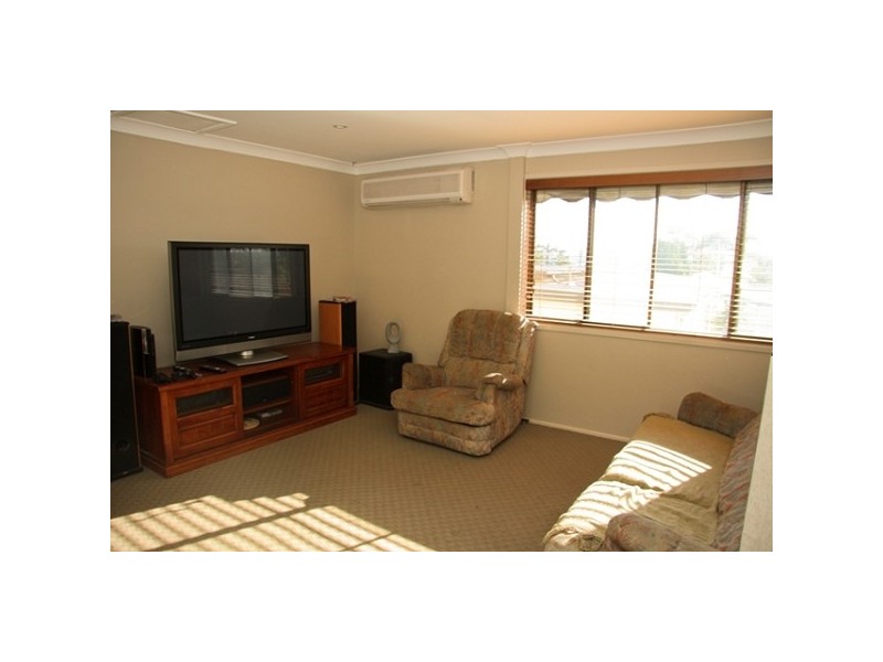 15 Bayview Street, Warners Bay NSW 2282