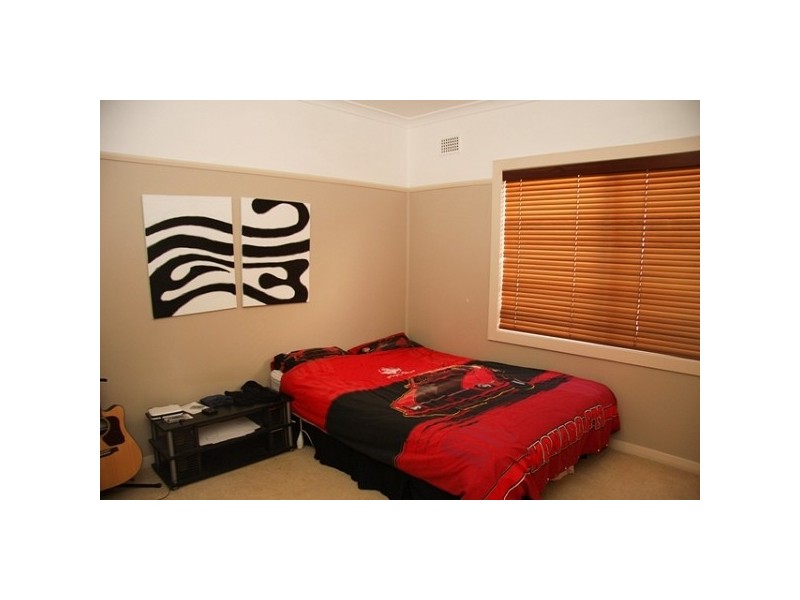 15 Bayview Street, Warners Bay NSW 2282