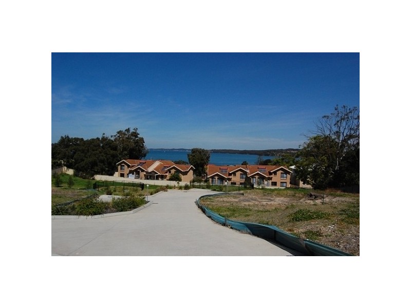 3,4,5,6/58 Thompson Road, Speers Point NSW 2284