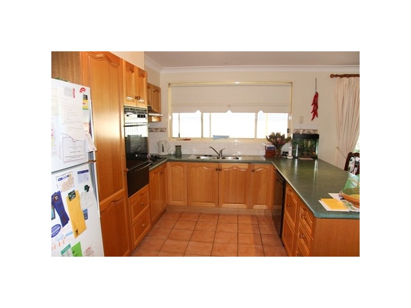 67 Greenpoint Drive, Belmont NSW 2280