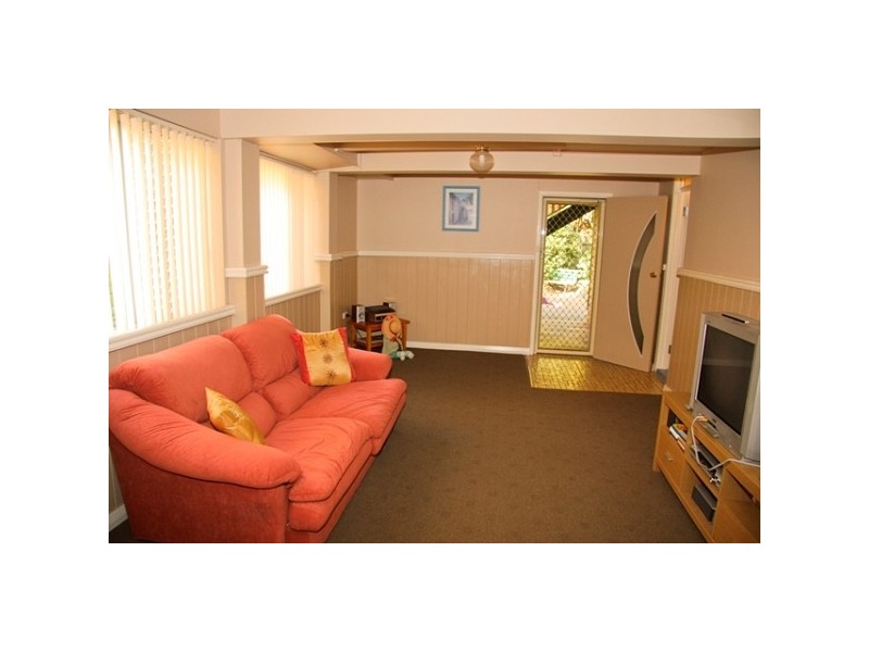 5 Moola Avenue, Valentine NSW 2280