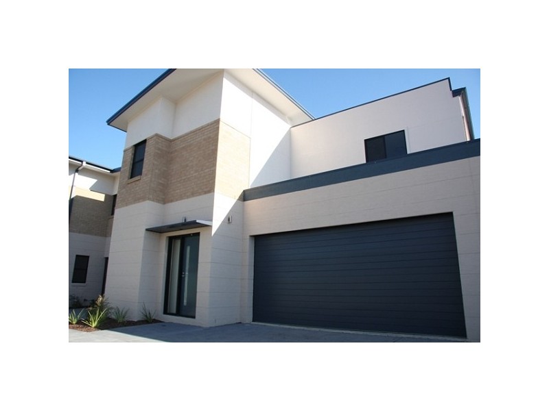 2/37 Martin Street, Warners Bay NSW 2282