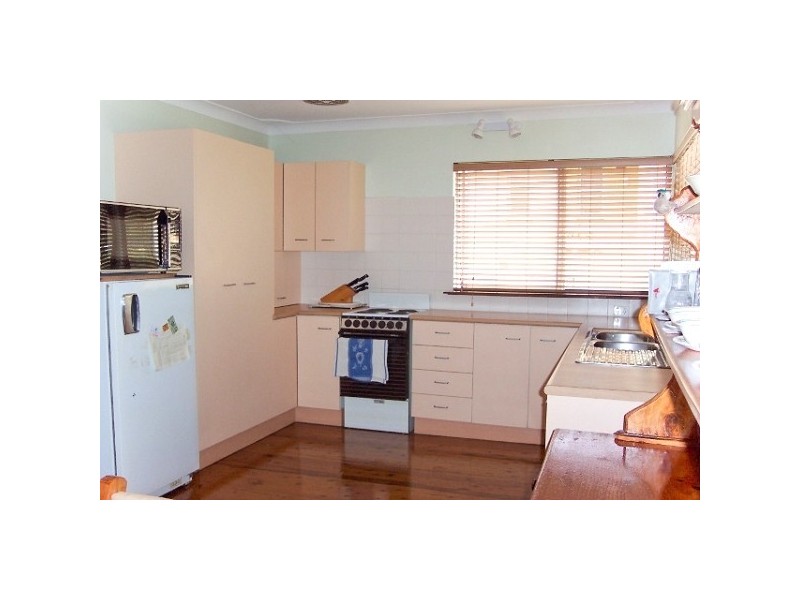 11 Bati Street, Charlestown NSW 2290