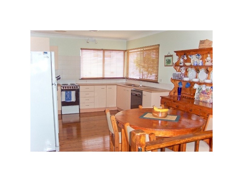 11 Bati Street, Charlestown NSW 2290