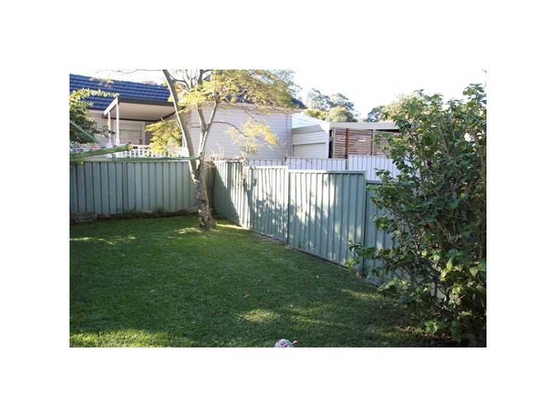 3 Warners Bay Road, Warners Bay NSW 2282