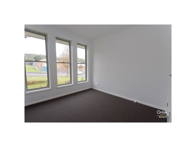 78 Dalmeny Drive, Macquarie Hills NSW 2285