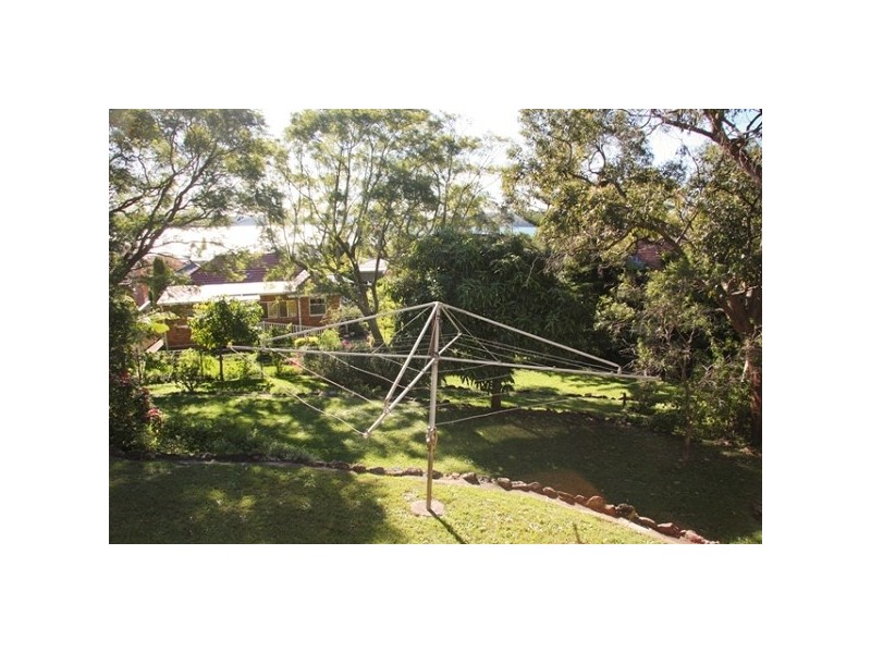11 Albert Street, Valentine NSW 2280