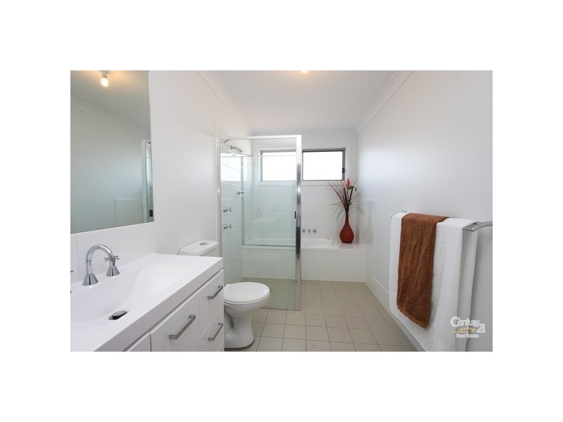 8 Merrivale Road, Mount Hutton NSW 2290