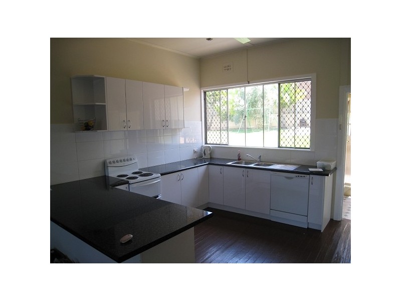 10 Tennent Road, Mount Hutton NSW 2290