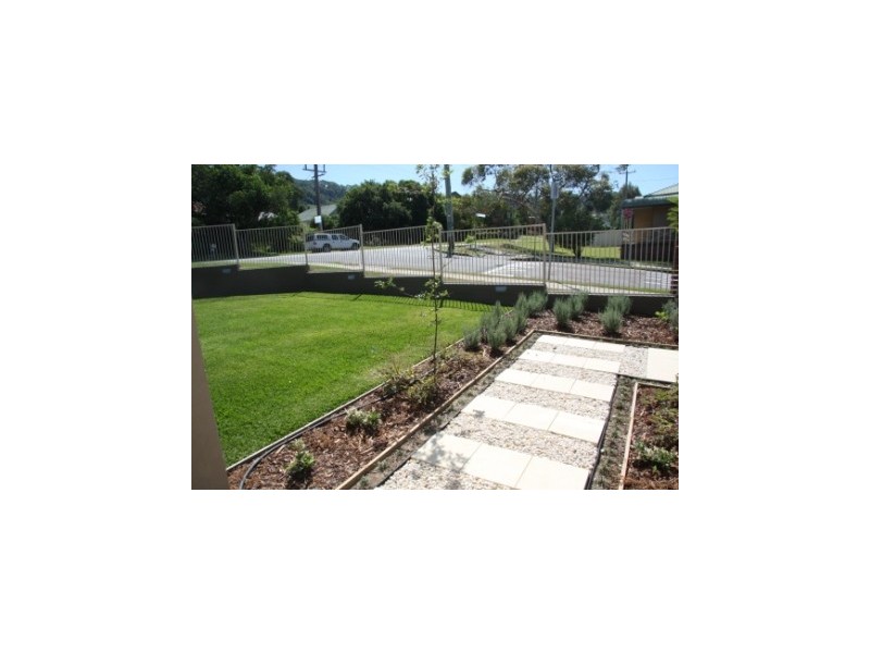 30 Ruswell Avenue, Warners Bay NSW 2282